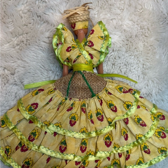 VINTAGE AND COLLECTIBLE Floral Doll with Yellow and Green Dress - Picture 5 of 8